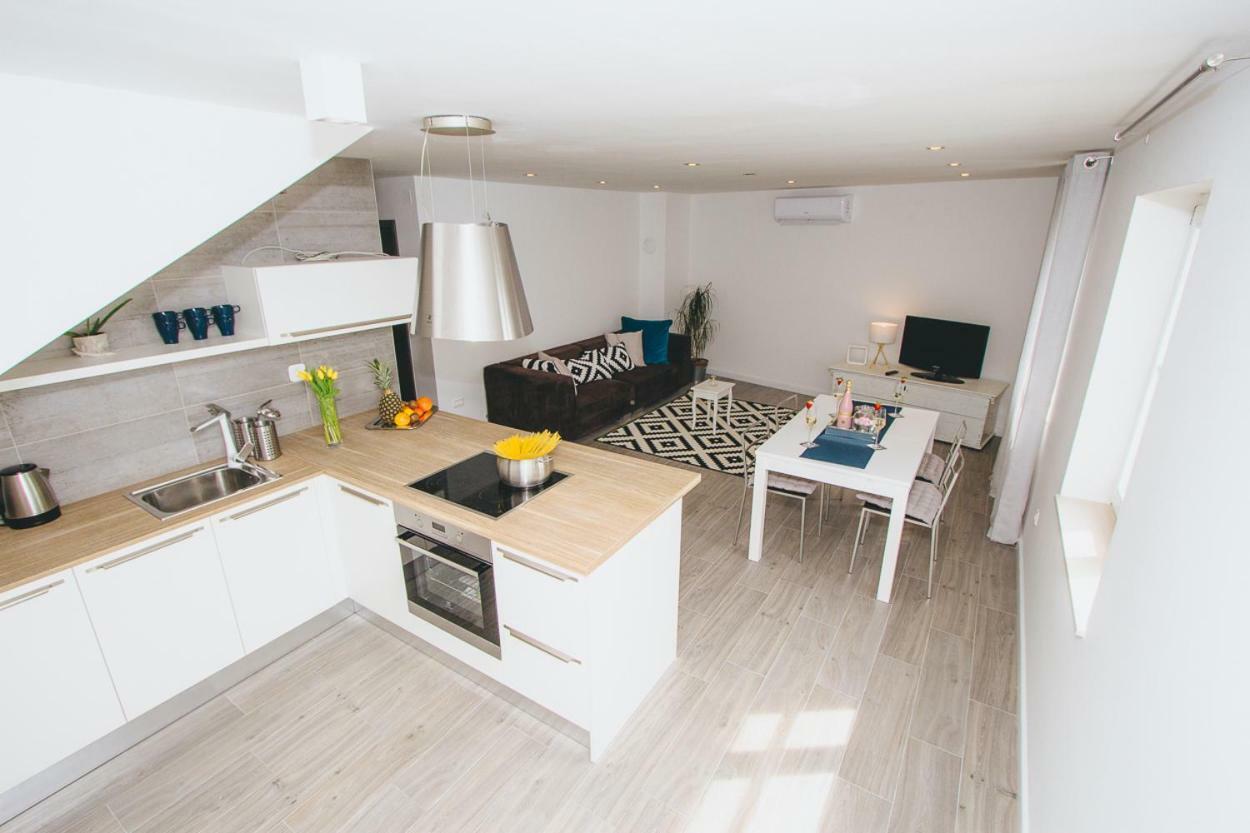 Apartamento Sustina Tribalj Exterior foto
